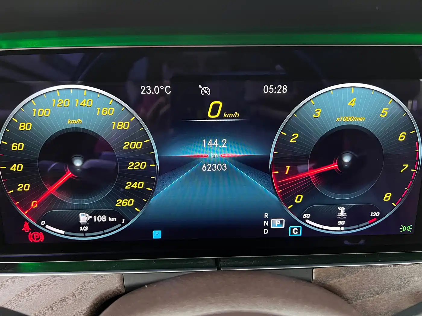 Mercedes-Benz E-Class 2021 E 300 L Premium фото 29