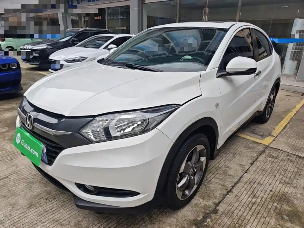 Photo 2 - Honda Vezel