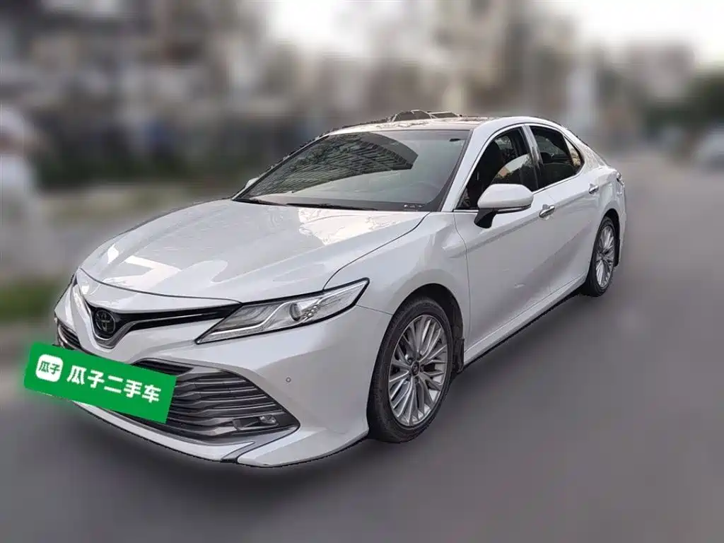 Toyota Camry 2019 Facelift 2.5G Luxury Edition фото 2