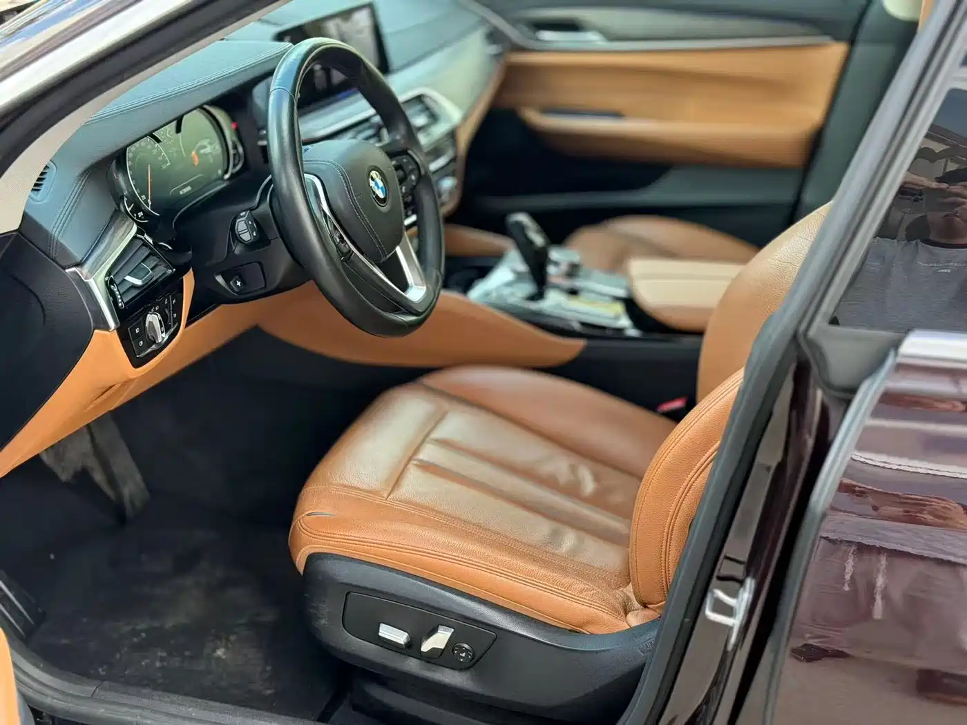 BMW 6 Series GT 2018 630i Luxury Design Package фото 5