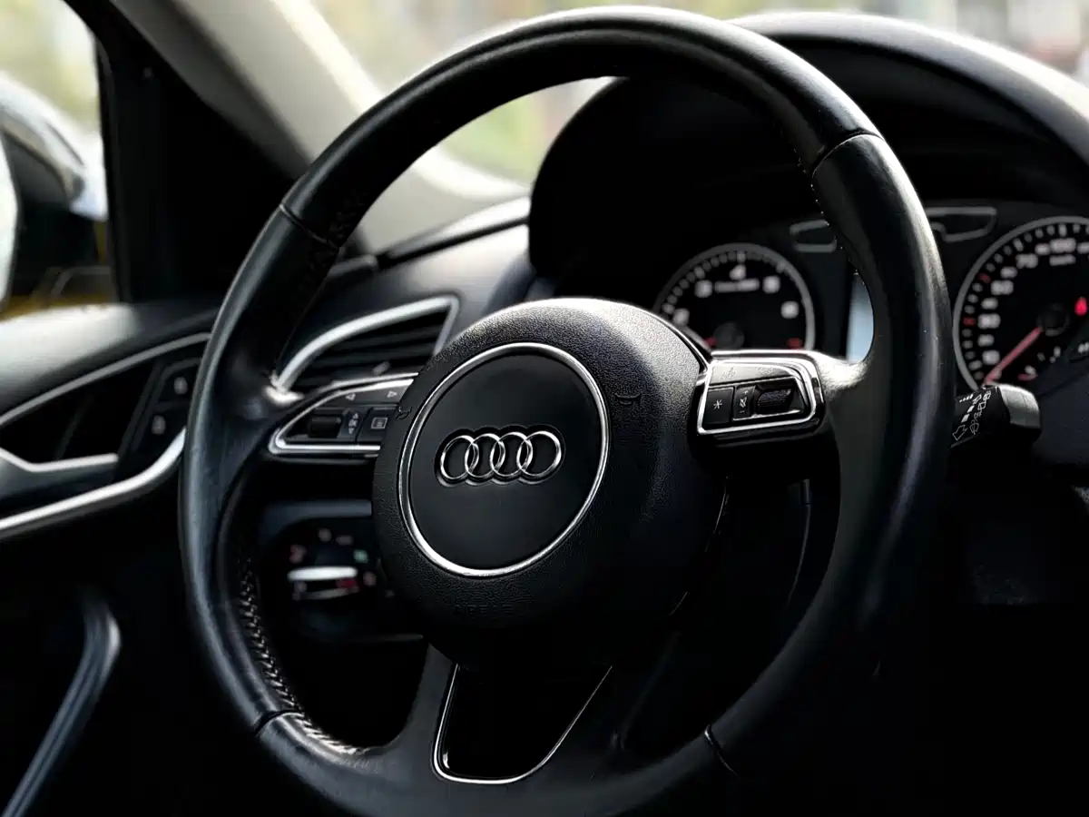 Audi Q3 2017 30 TFSI Style фото 8