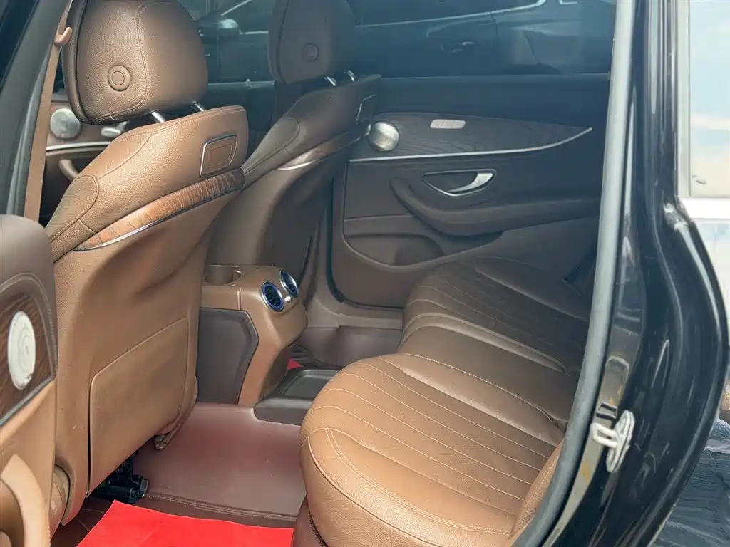 Mercedes-Benz E-Class 2016 E 200 L фото 9
