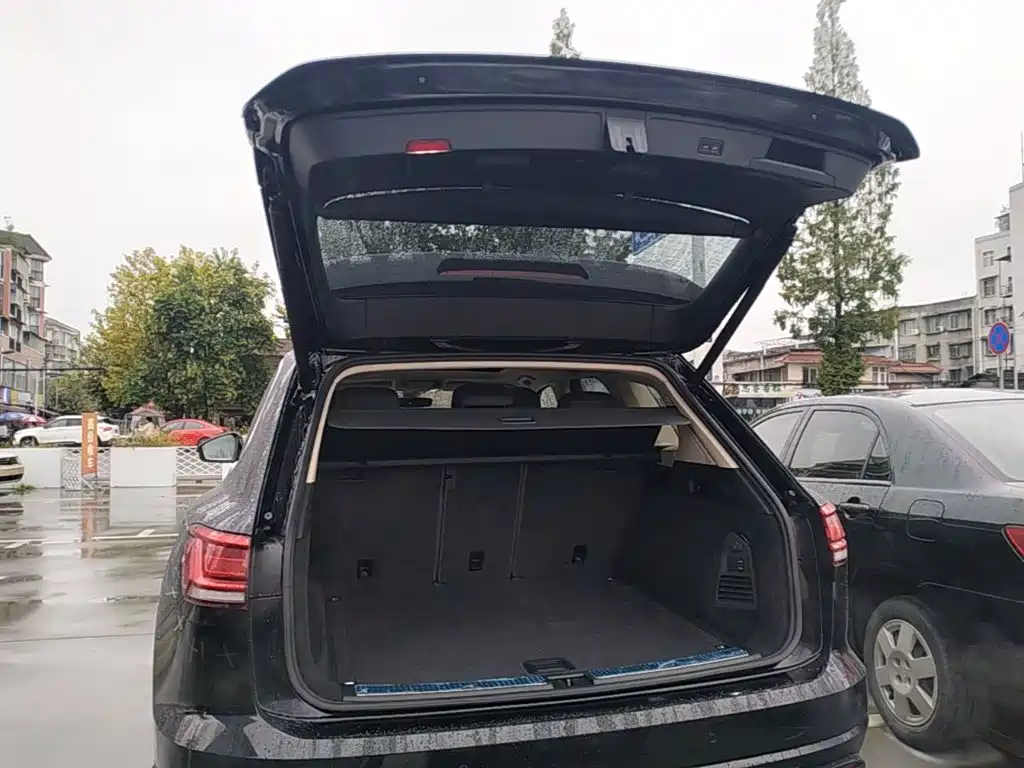 Volkswagen Touareg 2020 2019 3.0TSI Sharp Edge Edition China VI