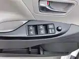 صورة 8 - Toyota Sienna