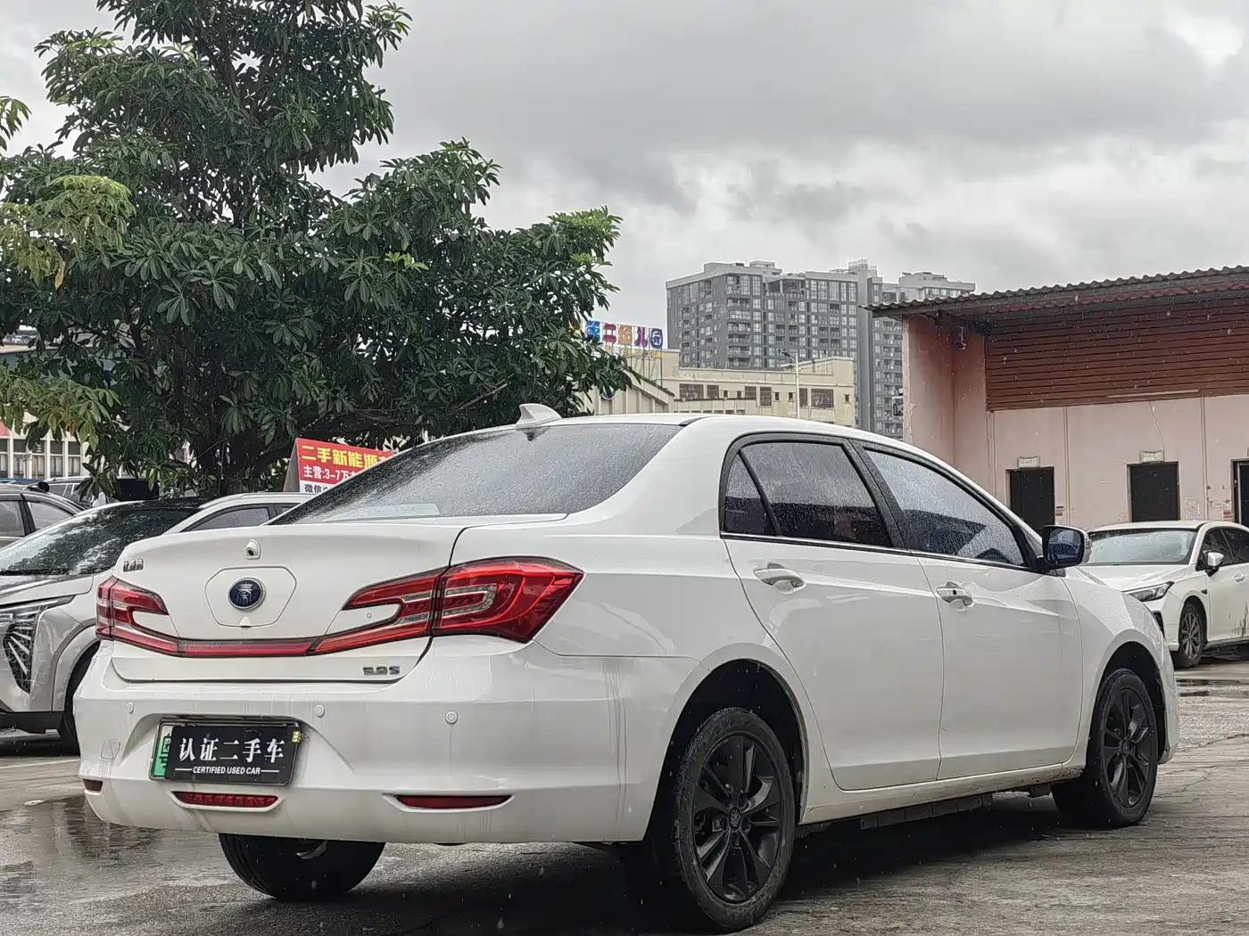 BYD Qin New Energy 2018 2017 1.5T Premium Model