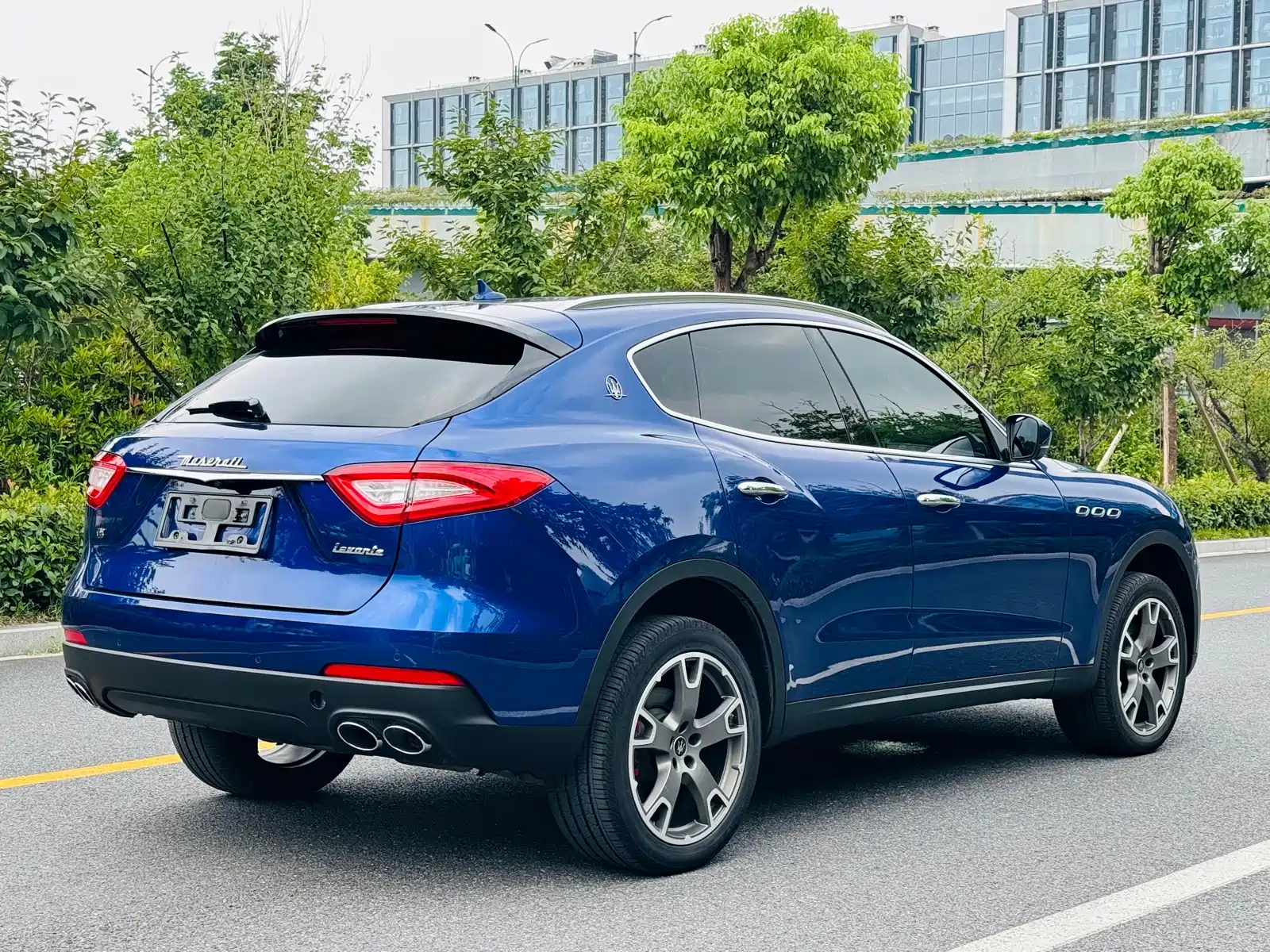 Photo 14 - Maserati Levante
