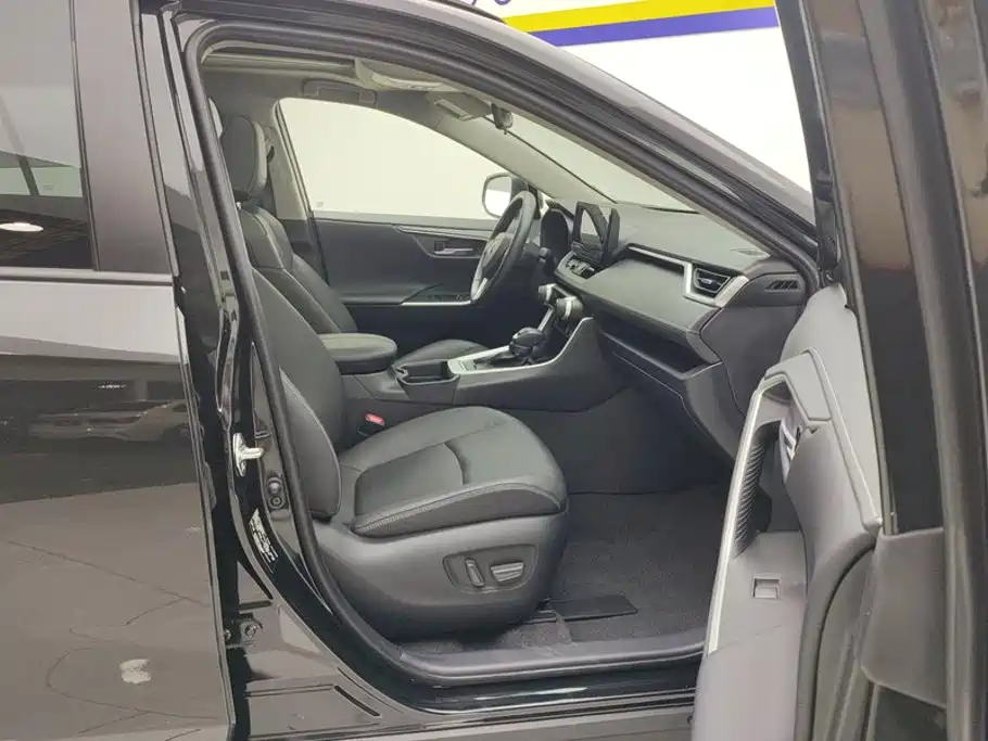 Toyota RAV4 Rongfang 2024 2023 2.0L CVT FWD Style Plus Edition
