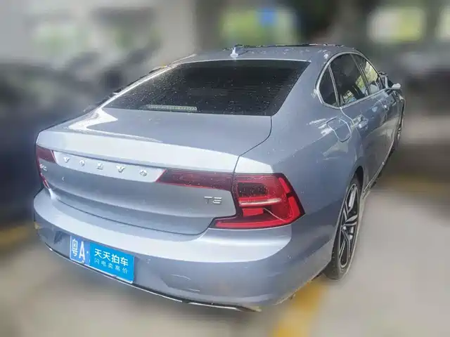 Volvo S90 2018 T4 Inscription Edition — фото 2