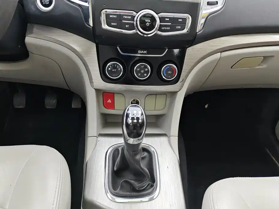 BAIC Huansu H3 2017 2016 H3F 1.5L Manual Noble