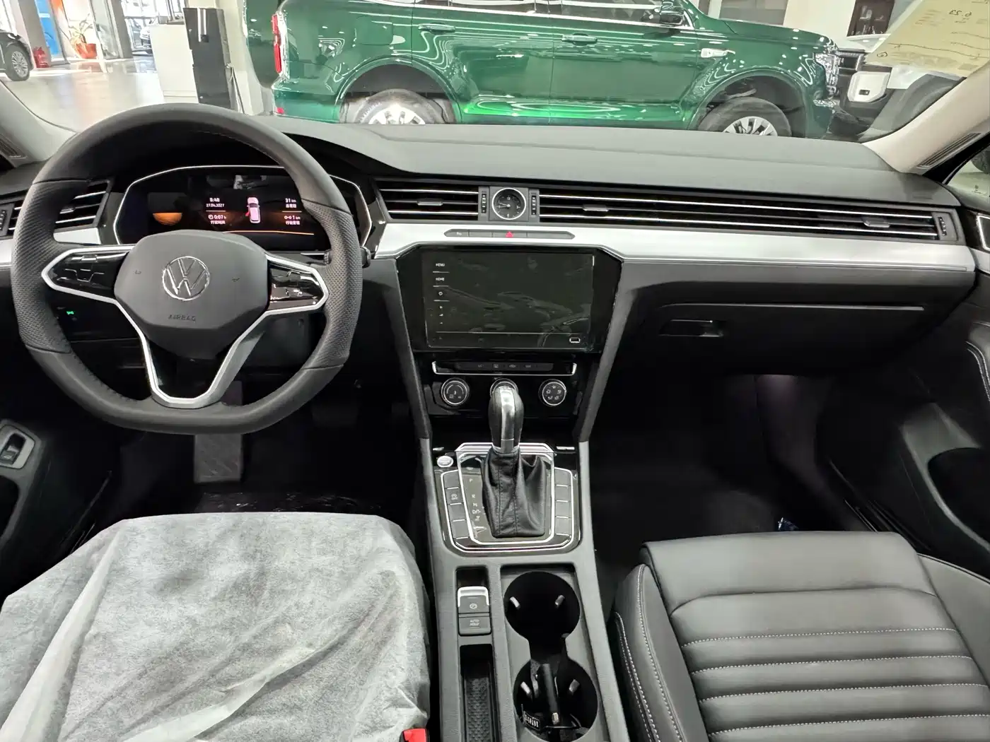 Volkswagen Magotan 2025 Popular Edition 280TSI DSG Comfort фото 8
