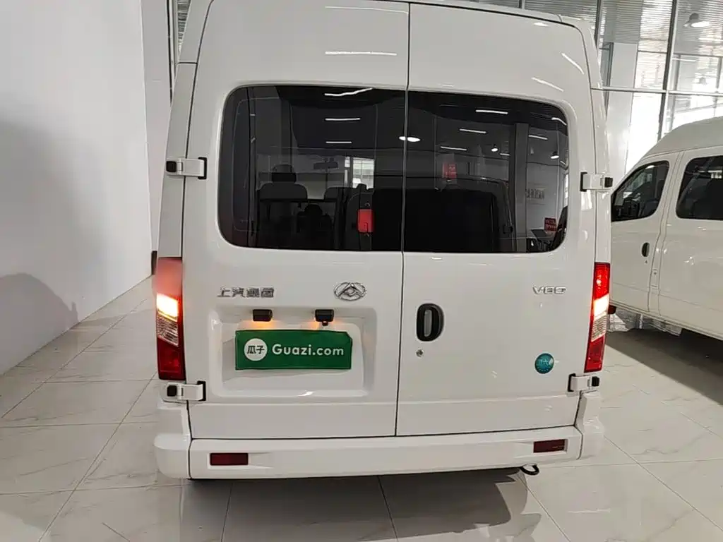 Maxus Xintu V80 2025 2025 Value Edition Aoyun 2.0T Manual Long Wheelbase Medium Roof 127Ps 6/7/9-seater