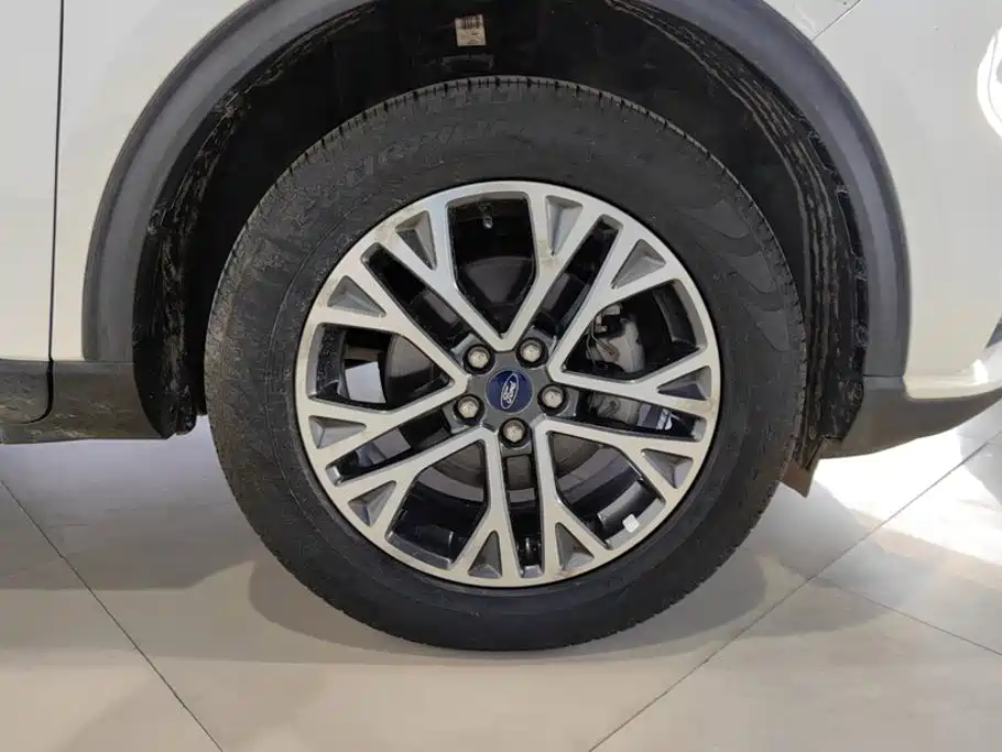 Ford Escape 2021 2020 EcoBoost 245 2WD Premium Edition