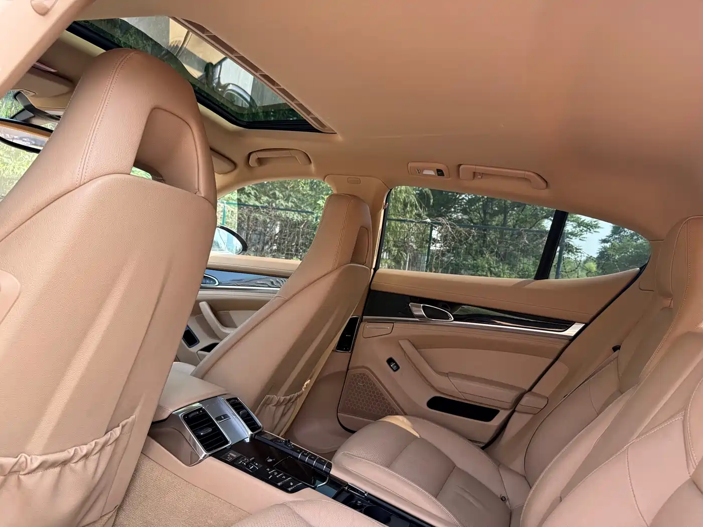 Porsche Panamera 2010 Panamera 3.6L фото 24