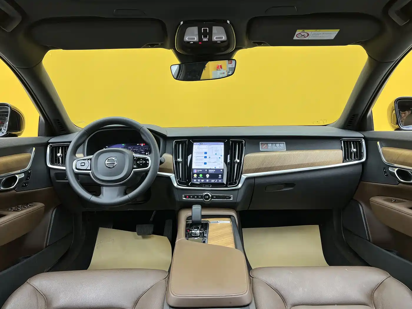 VOLVO S90