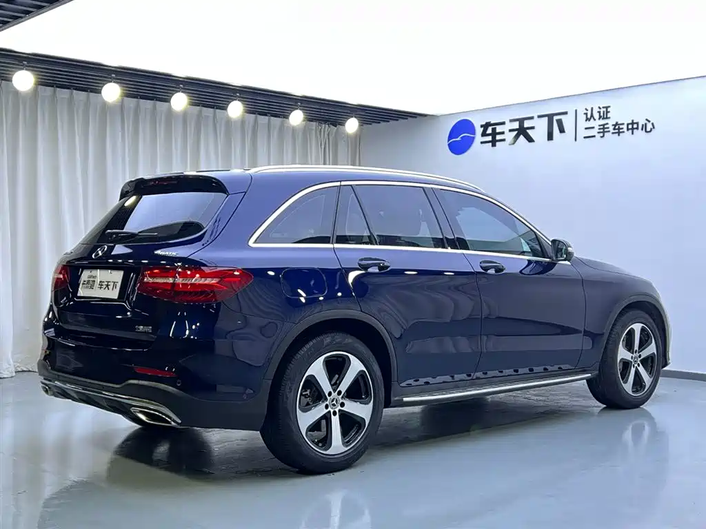 Mercedes-Benz GLC 2018 GLC 260 4MATIC Luxury фото 4