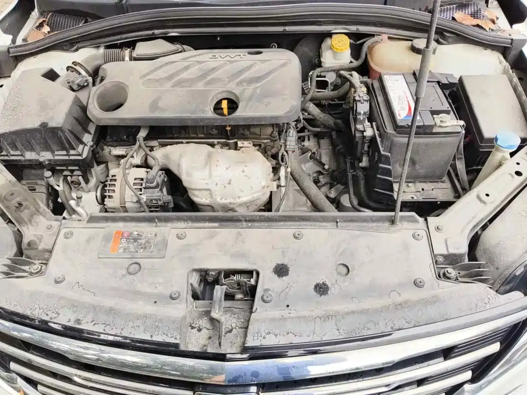 Photo 3 - Roewe i5