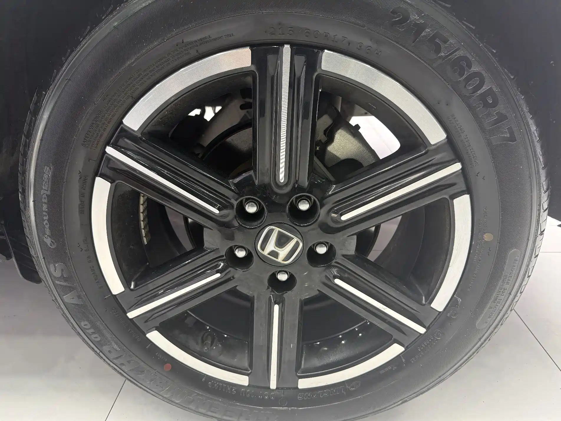 Photo 7 - Honda Vezel