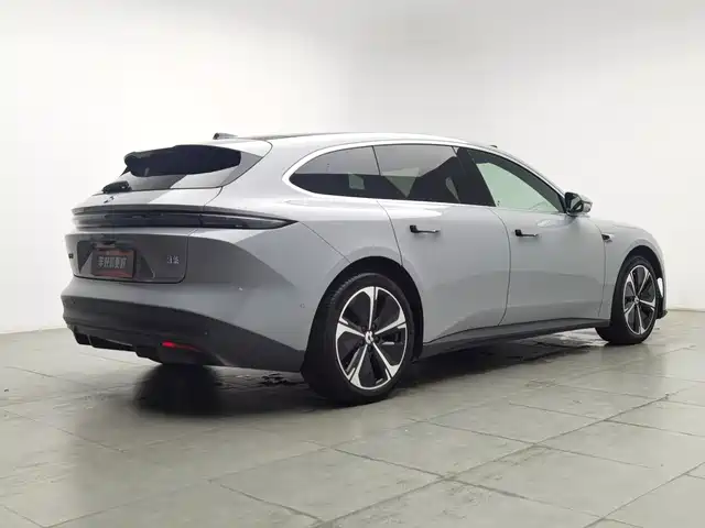 NIO ET5T 2024 75kWh Touring — фото 2
