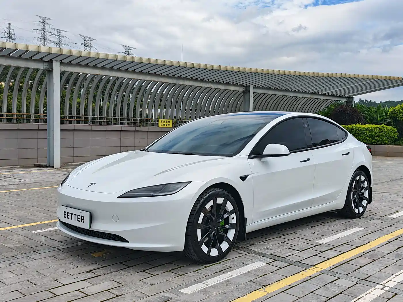 Tesla Model 3 2026 2025 Model Year Facelift Long Range All-Wheel Drive