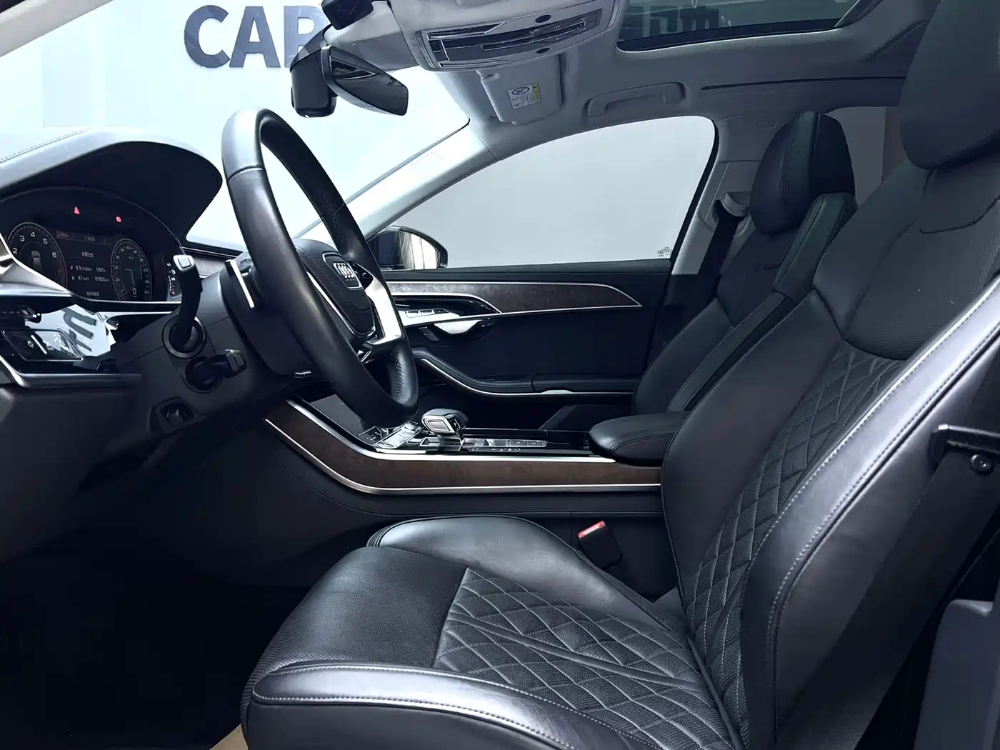 Audi A8 2023 A8L 50 TFSI quattro Premium фото 8