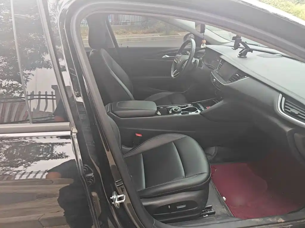 Фото 25 - Buick Regal