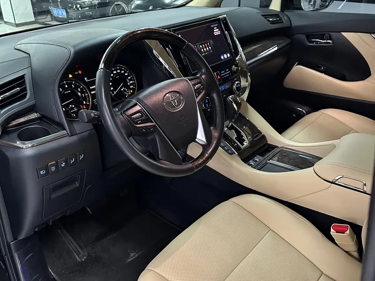 Toyota Alphard 2018 Facelift 3.5L Premium Edition фото 7