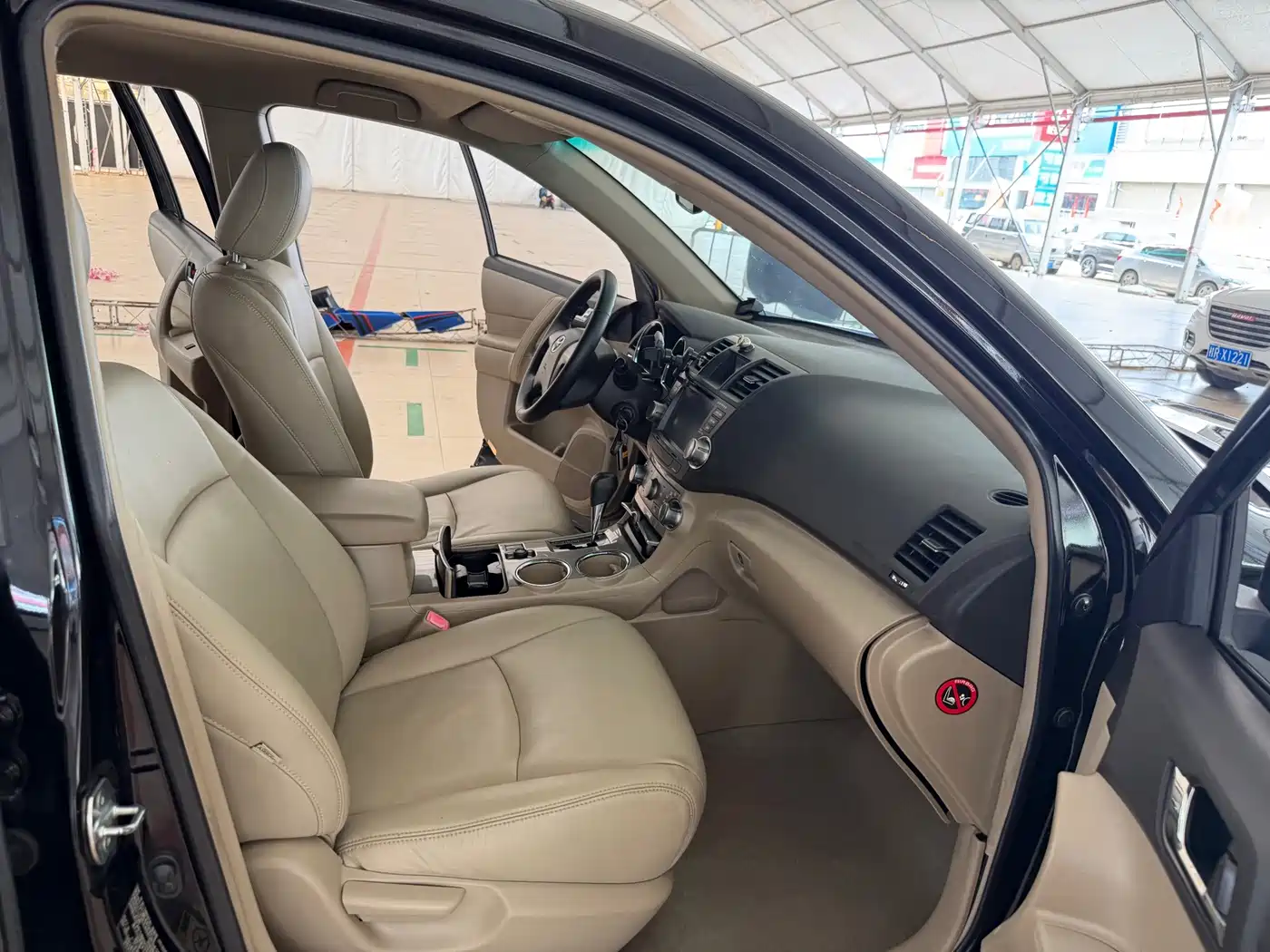 Фото 22 - Toyota Highlander