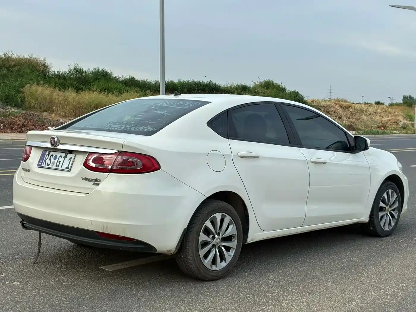 Fiat Viaggio 2013 2013 1.4T Anniversary Edition