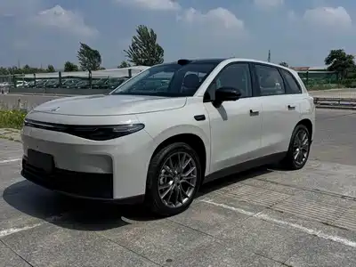 Leapmotor C10