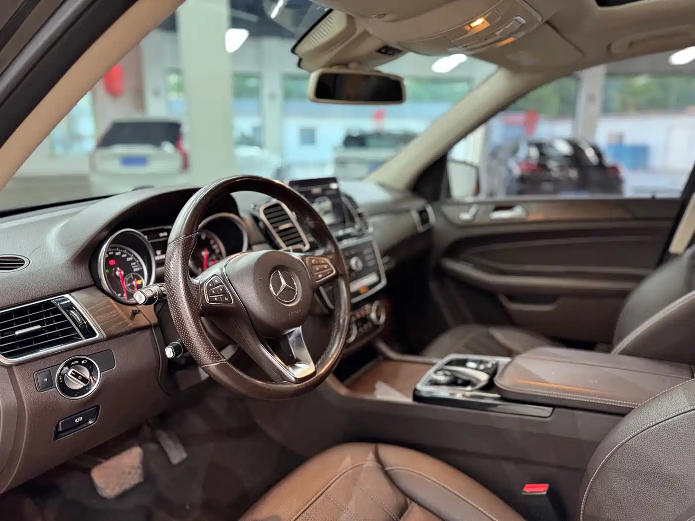 Mercedes-Benz GLE 2015 GLE 400 4MATIC фото 8