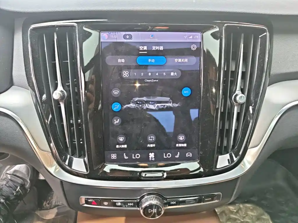 Volvo S60 Plug-in Hybrid 2022 2023 T8 AWD Long Range Smart Comfort Luxury Edition