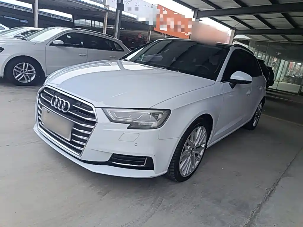 Фото 2 - Audi A3