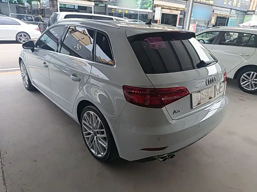 Фото 5 - Audi A3