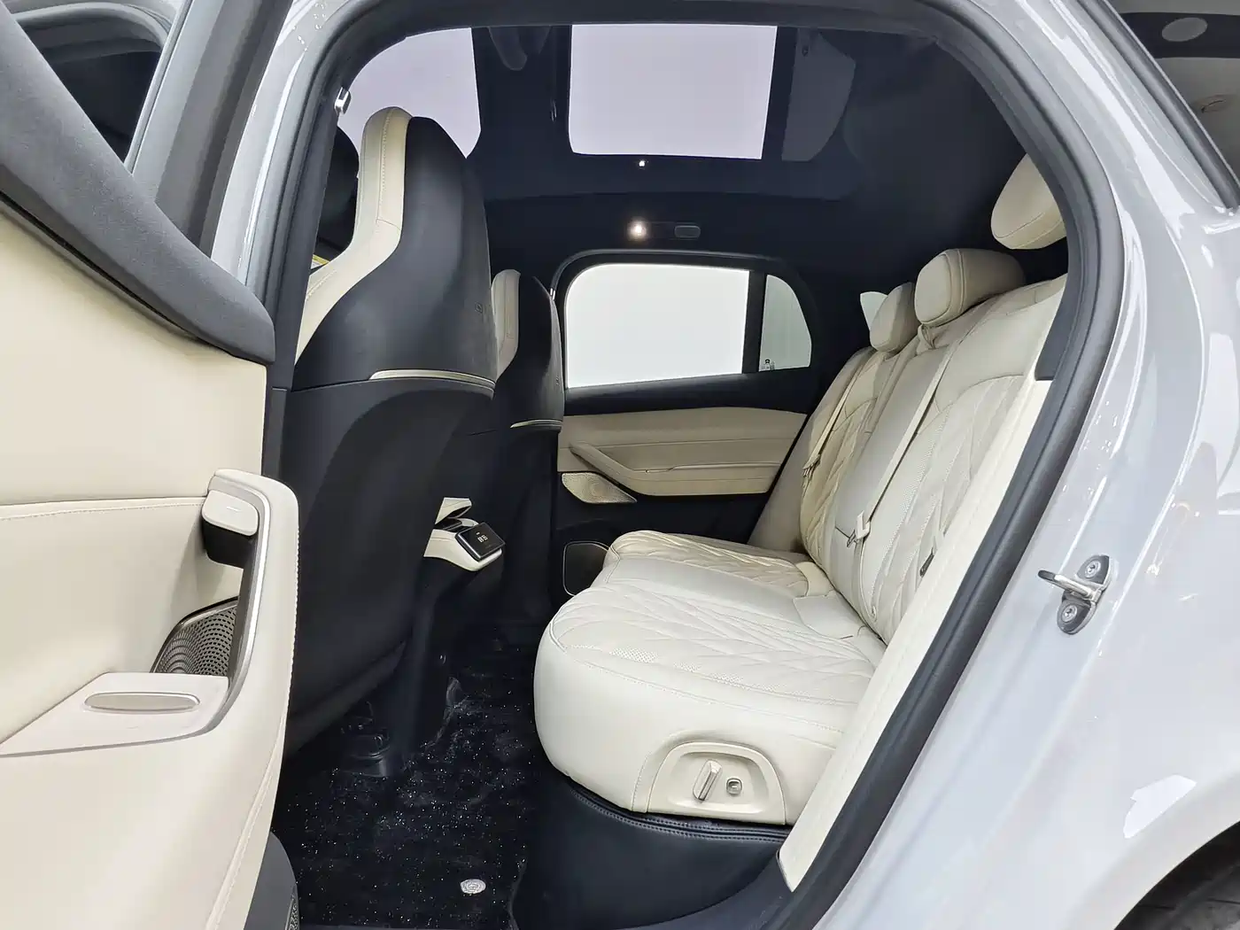 NIO EC6 2025 2025 75kWh
