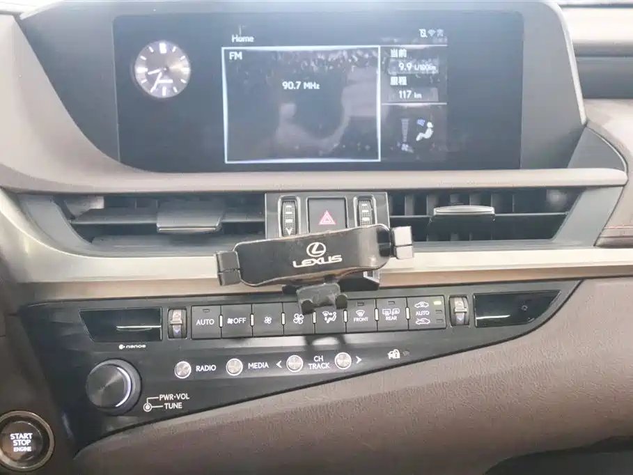 Lexus ES 2018 200 Excellence Edition China V фото 9