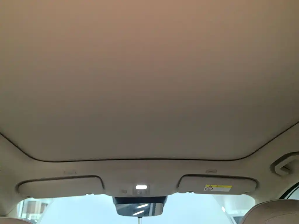 Photo 18 - Shangjie SUV
