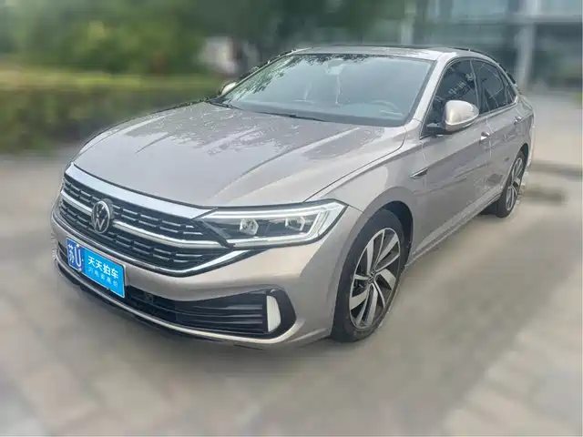 Volkswagen Sagitar 2022