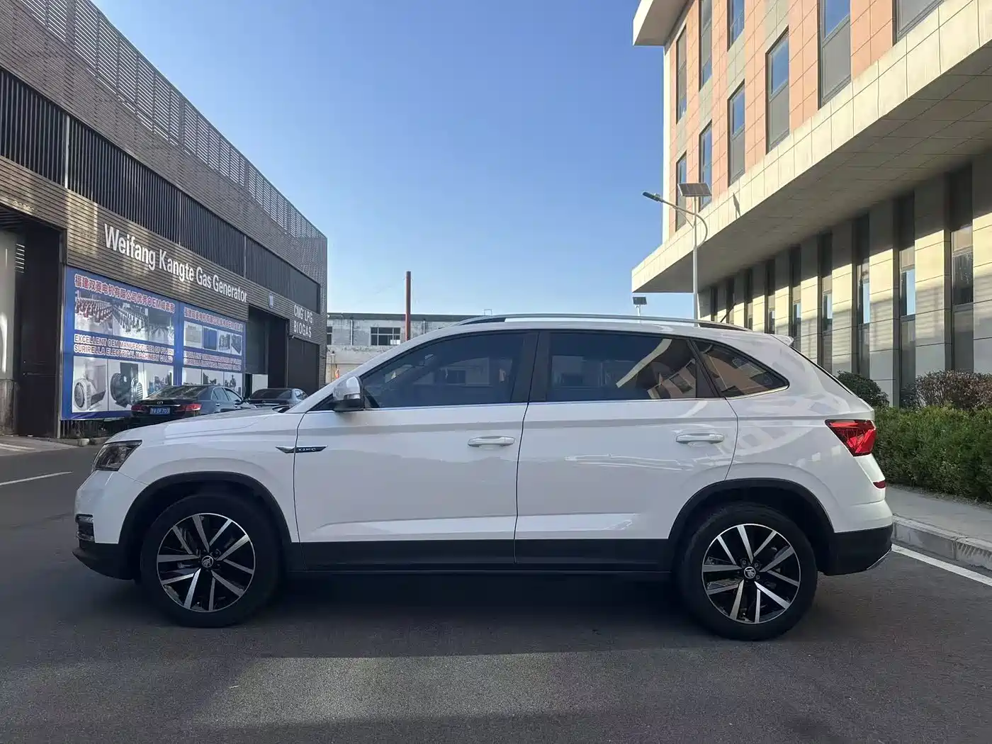 Škoda Kamiq 2021 1.5L Auto Comfort Edition фото 4