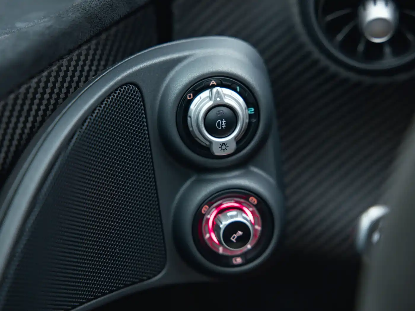 McLaren P1 2015 2014 3.8T Standard