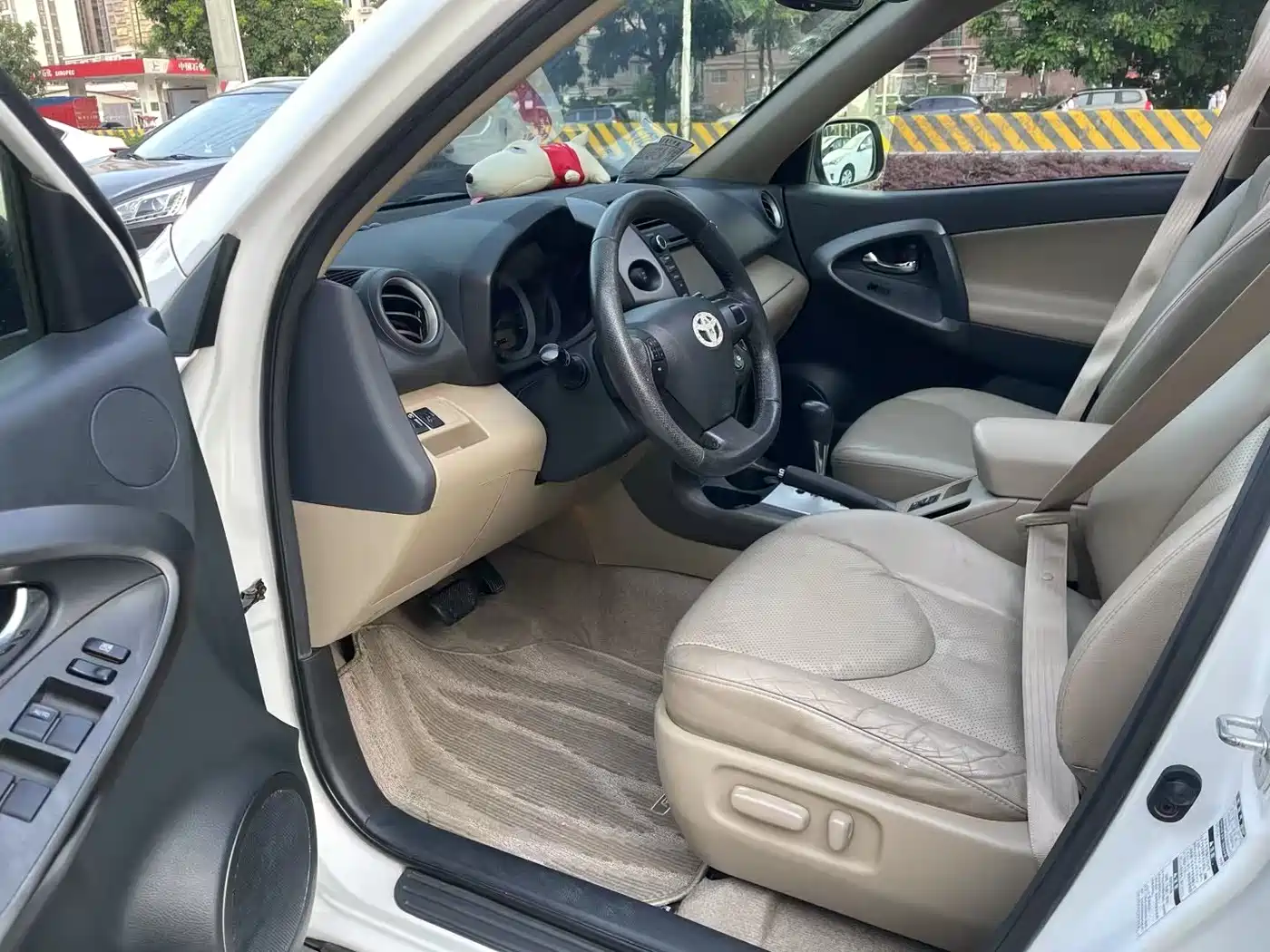 Toyota RAV4 Rongfang 2012 Styling Edition 2.0L Automatic 4WD фото 3