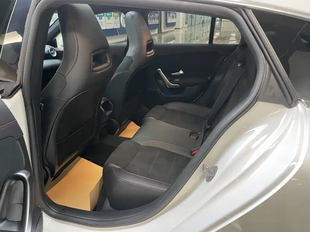 Mercedes-Benz CLA (Import) 2023 2022 Facelift CLA 200 Shooting Brake