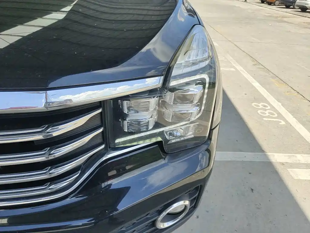 GAC Trumpchi Trumpchi GS7 2019 2017 320T 2WD Luxury Smart Connect