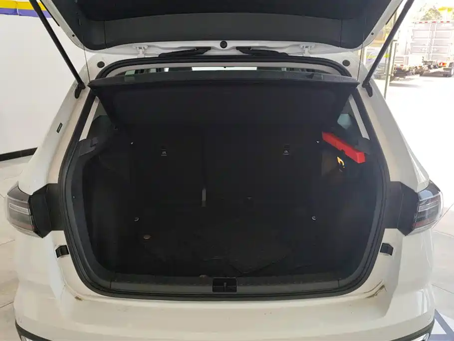 Volkswagen Tharu 2024 300TSI 2WD Full Moon Edition фото 4