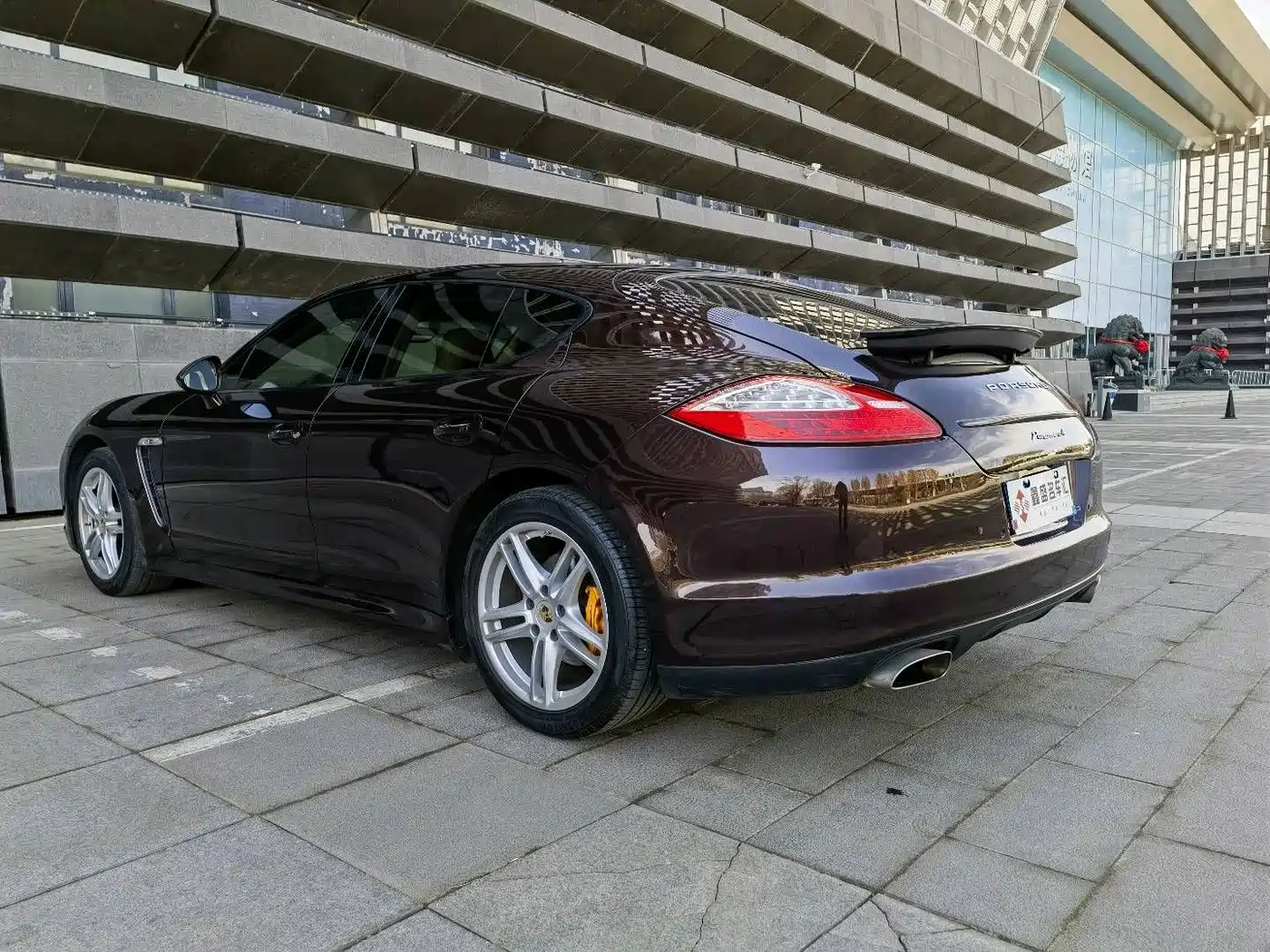 Porsche Panamera 2010 Panamera 4 3.6L фото 5