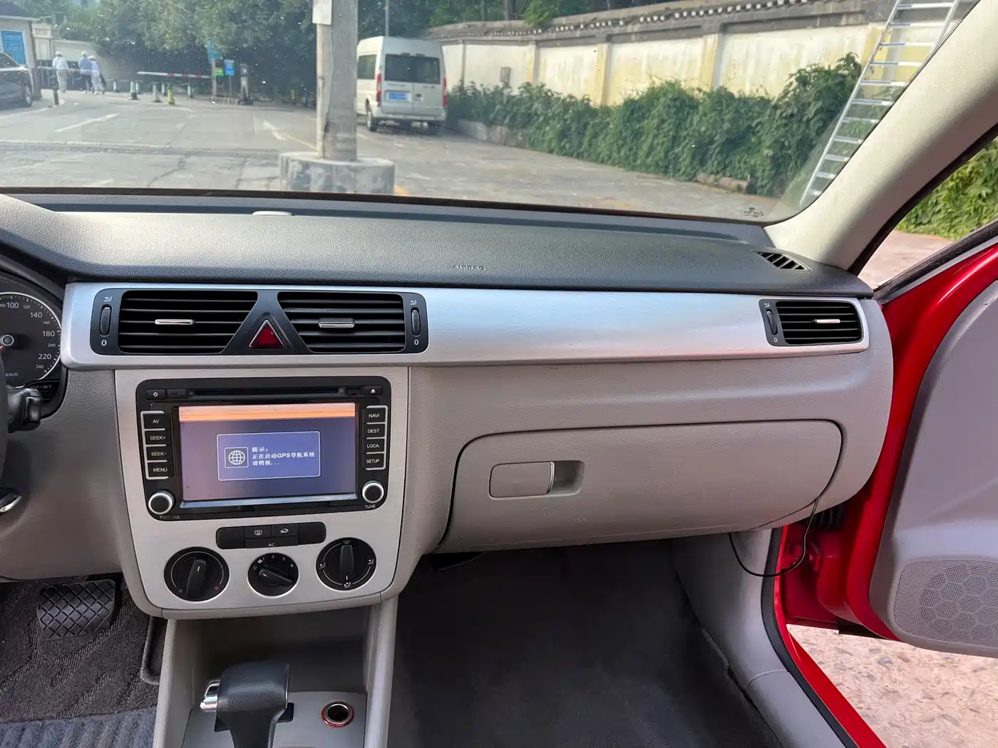 Volkswagen Bora 2011 2011 1.6L Automatic Comfort