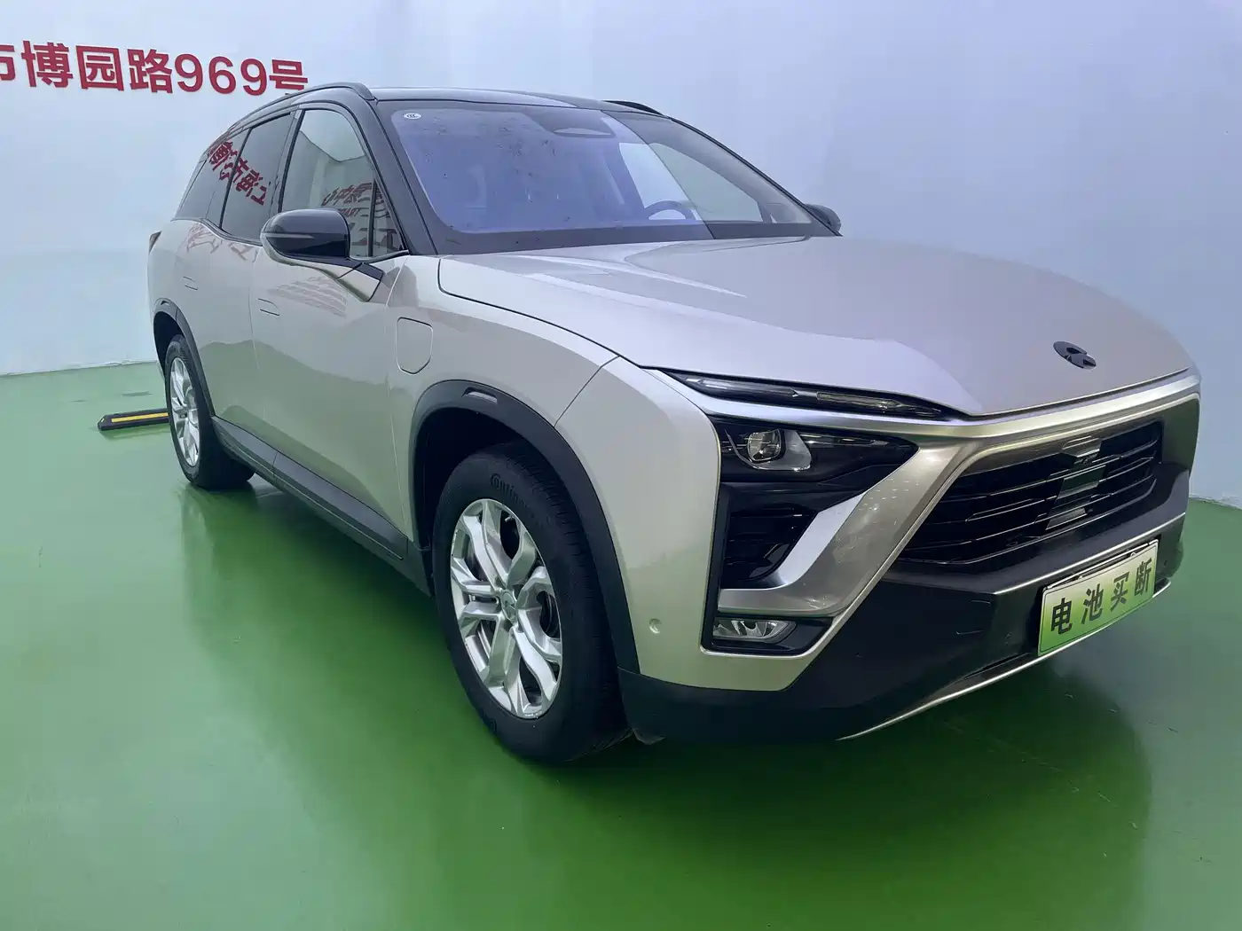 NIO ES8 2019 2018 355KM Standard 6-Seater