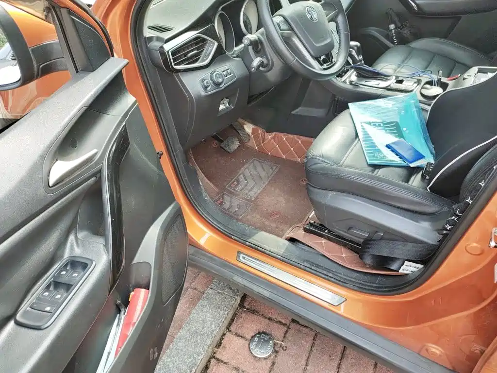 MG Roewe RX5 2016 2015 1.5TGI TST Luxury Edition