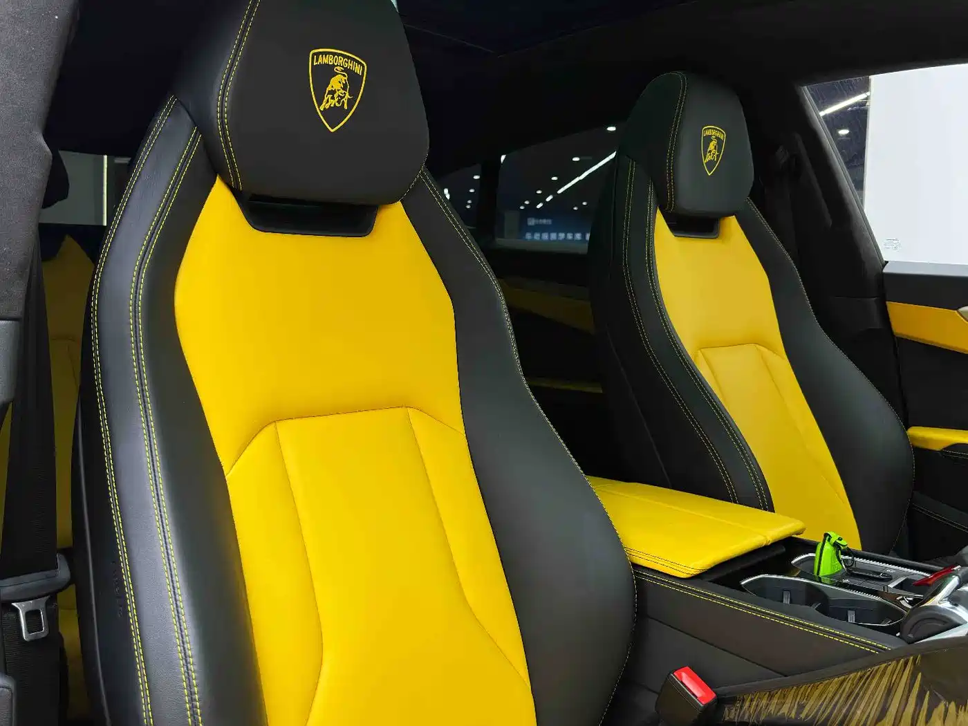 Lamborghini Urus 2021 4.0T V8 фото 12