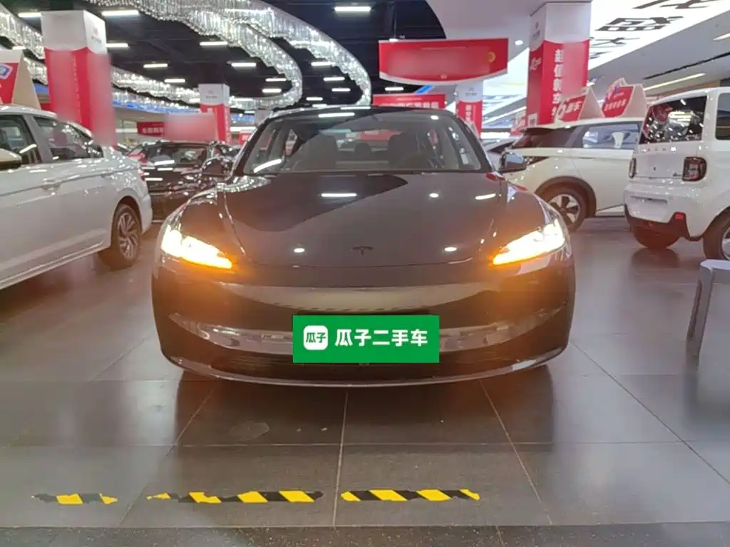 Tesla Model 3 2026 2025 Model Rear-Wheel Drive Edition