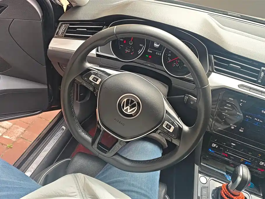 Volkswagen Magotan GTE Plug-in Hybrid 2020 GTE Luxury фото 15